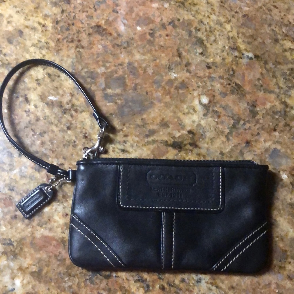 Authentic COACH wristlet/wallet. Super soft!